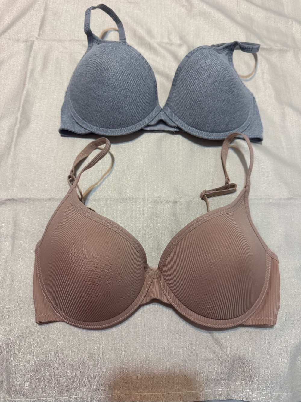 Izod Ribbed T-Shirt Bras in Grey and Nude w/ Underwire